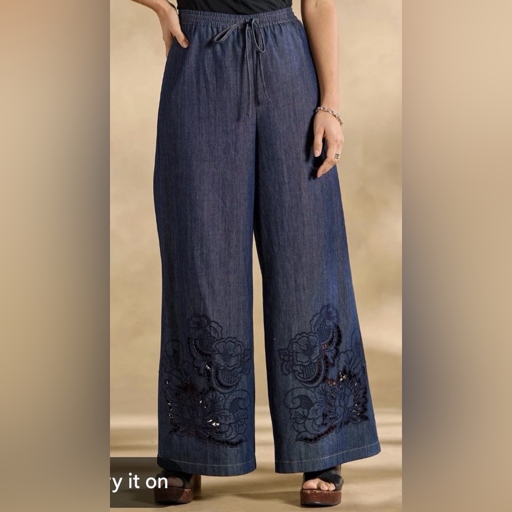 NWT Johnny Was Wide Leg Denim Pants with Floral Embroidery